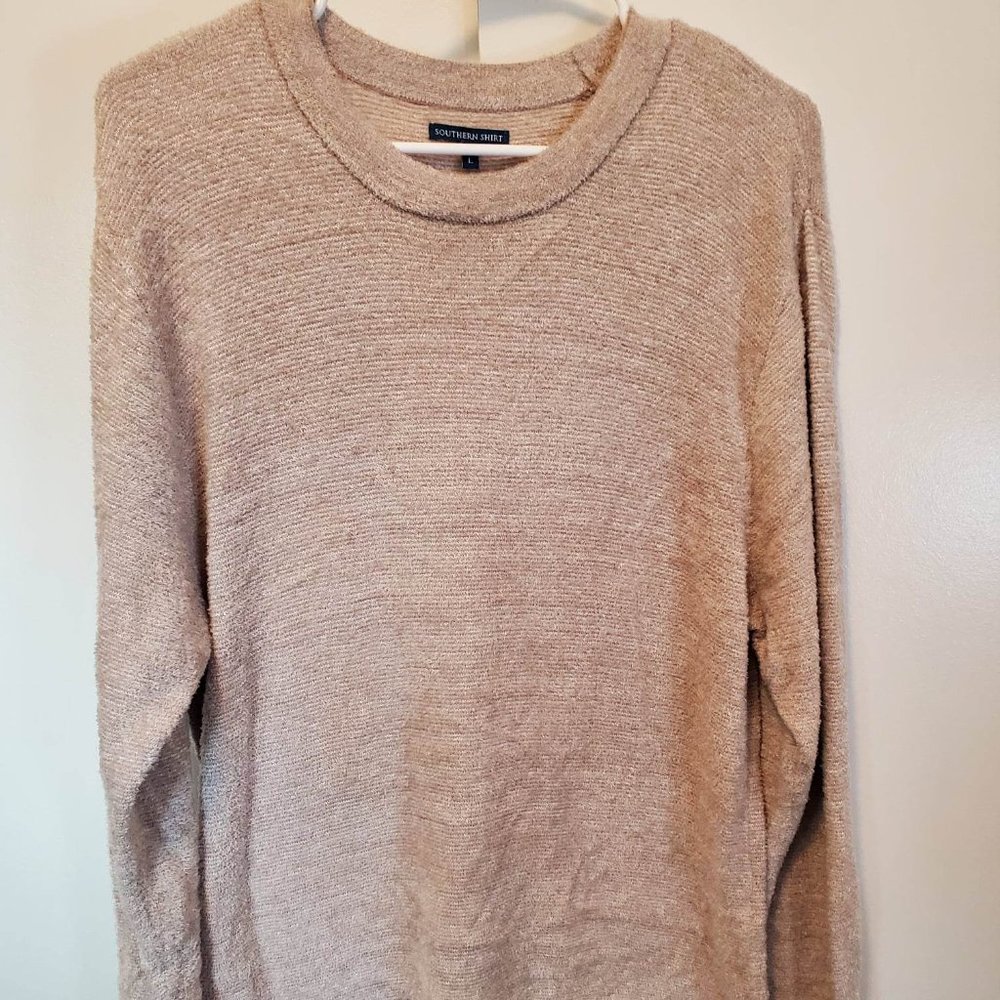 Southern Style Womens Long Sleeved Knit Cream/Beige Sweater Size L
